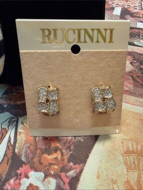 RUCINNI Gold-Tone Crystal Cluster Stud Earrings - Sparkling Clear